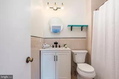 250 S 13th Street #3E, Philadelphia, PA 19107 - Photo 17