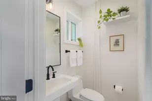 1901 N Palethorp St, Philadelphia, PA 19122 - Photo 9