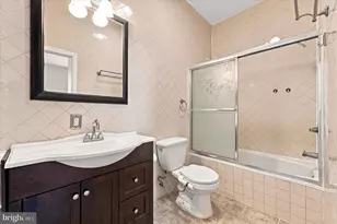 2323 S Alder St, Philadelphia, PA 19148 - Photo 7