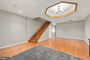 2323 S Alder St, Philadelphia, PA 19148 - Photo 5