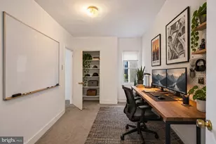2056 Pierce St, Philadelphia, PA 19145 - Photo 25