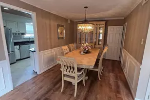 1010 Strahle St, Philadelphia, PA 19111 - Photo 5