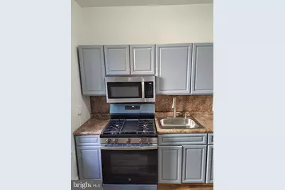 2562 N Hollywood Street, Philadelphia, PA 19132 - Photo 3