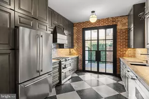 2016 S 16th St, Philadelphia, PA 19145 - Photo 35