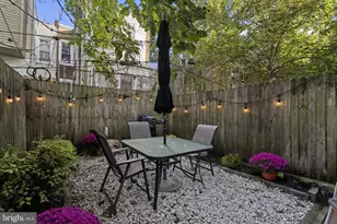 1337 N Myrtlewood St, Philadelphia, PA 19121 - Photo 33