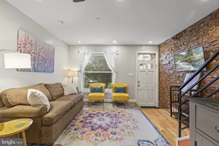 1337 N Myrtlewood St, Philadelphia, PA 19121 - Photo 9