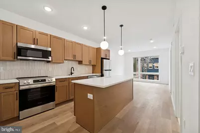 754 S 4th Street #305, Philadelphia, PA 19147 - Photo 1