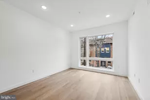 754 S 4th St, Philadelphia, PA 19147 - Photo 5