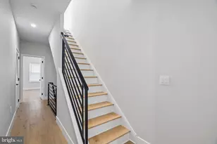 609 E Locust Ave, Philadelphia, PA 19144 - Photo 35