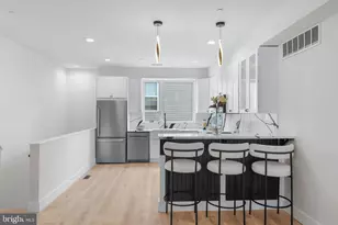 1335 S Woodstock St, Philadelphia, PA 19146 - Photo 5