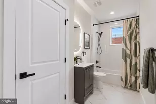 1335 S Woodstock St, Philadelphia, PA 19146 - Photo 21