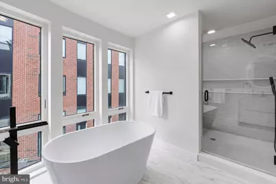 1335 S Woodstock Street, Philadelphia, PA 19146 - Photo 13