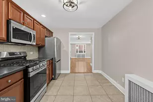 2405 S Warnock St, Philadelphia, PA 19148 - Photo 5