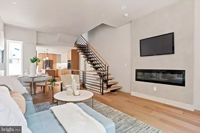 1416 E Susquehanna Avenue, Philadelphia, PA 19125 - Photo 5