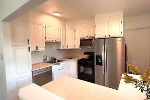 1112 Bingham St, Philadelphia, PA 19115 - Photo 5