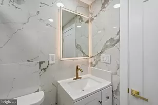 649 Lawler St, Philadelphia, PA 19116 - Photo 43
