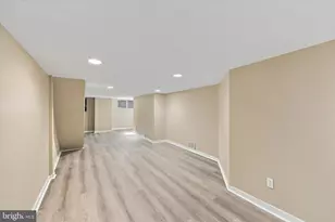 2511 Carpenter St, Philadelphia, PA 19146 - Photo 33