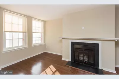532 Spruce Street #1, Philadelphia, PA 19106 - Photo 3