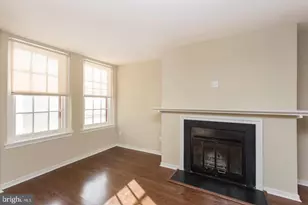 532 Spruce St, Philadelphia, PA 19106 - Photo 3
