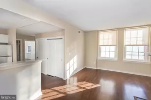 532 Spruce St, Philadelphia, PA 19106 - Photo 7