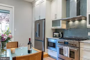 758 S Reese St, Philadelphia, PA 19147 - Photo 13