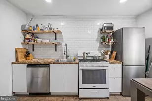 2330 N 7th St, Philadelphia, PA 19133 - Photo 15
