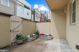 2210 S Carlisle St, Philadelphia, PA 19145 - Photo 19