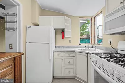 2228 Taggert Street, Philadelphia, PA 19125 - Photo 9