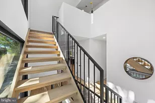139 W Mt Pleasant Ave, Philadelphia, PA 19119 - Photo 27