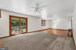 915 Lomond Ln, Philadelphia, PA 19128 - Photo 15