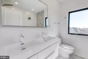 1506 N 8th St, Philadelphia, PA 19122 - Photo 5