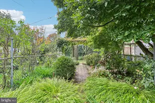 8428 Shawnee St, Philadelphia, PA 19118 - Photo 27
