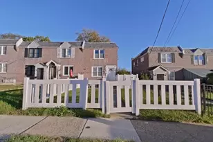 7568 Brockton Rd, Philadelphia, PA 19151 - Photo 15
