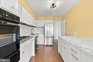 2401 Pennsylvania Ave, Philadelphia, PA 19130 - Photo 15