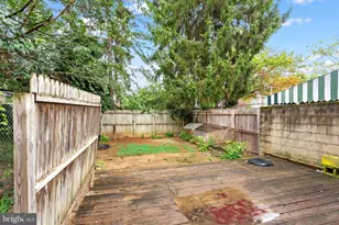 1619 Wakeling St, Philadelphia, PA 19124 - Photo 13