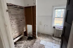 938 Afton St, Philadelphia, PA 19111 - Photo 23