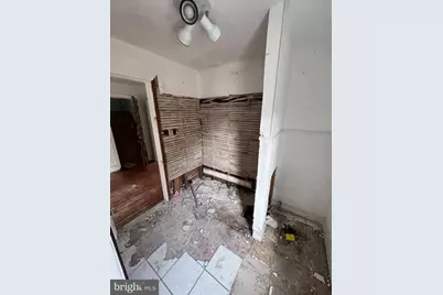 938 Afton Street, Philadelphia, PA 19111 - Photo 25