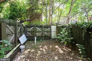 3856 Folsom St, Philadelphia, PA 19104 - Photo 9