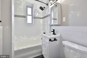 4247 Locust St, Philadelphia, PA 19104 - Photo 33