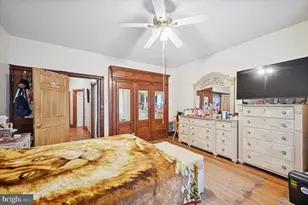 2046 E Ontario St, Philadelphia, PA 19134 - Photo 11