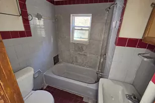 140 Hoffman St, Philadelphia, PA 19148 - Photo 9