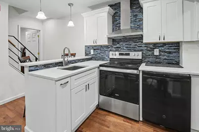 1929 N 9th Street #2ND FLOOR, Philadelphia, PA 19122 - Photo 7