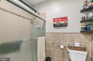 822 N 19th St, Philadelphia, PA 19130 - Photo 17
