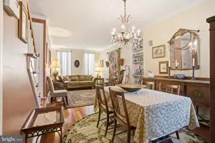 319 S Hicks St, Philadelphia, PA 19102 - Photo 27