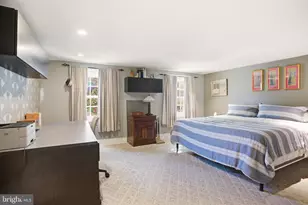 319 S Hicks St, Philadelphia, PA 19102 - Photo 11