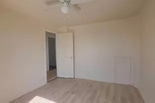 648 E Carver St, Philadelphia, PA 19120 - Photo 3