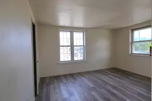 648 E Carver St, Philadelphia, PA 19120 - Photo 5