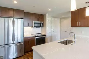 2200 Benjamin Franklin Pkwy, Philadelphia, PA 19130 - Photo 23