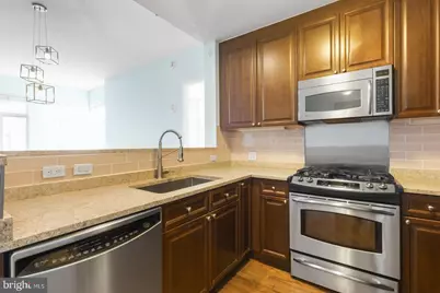 1900 Hamilton Street #909, Philadelphia, PA 19130 - Photo 7