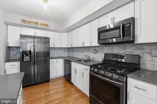 3383 S Keswick Rd, Philadelphia, PA 19114 - Photo 31